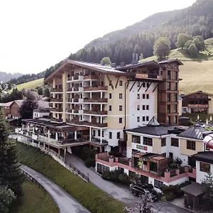 **** Hotel Familienresort Ellmauhof Austria