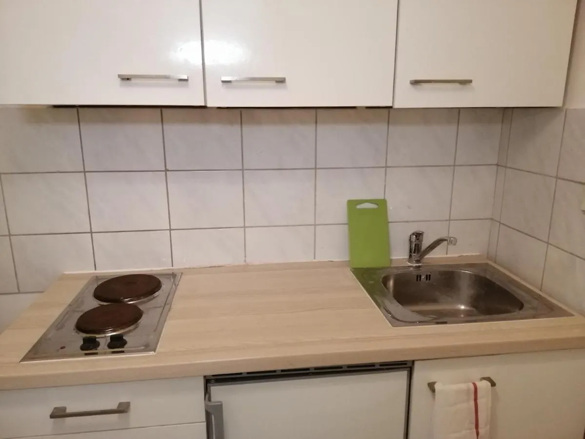 Hostal Max Out Apartment Viena Austria