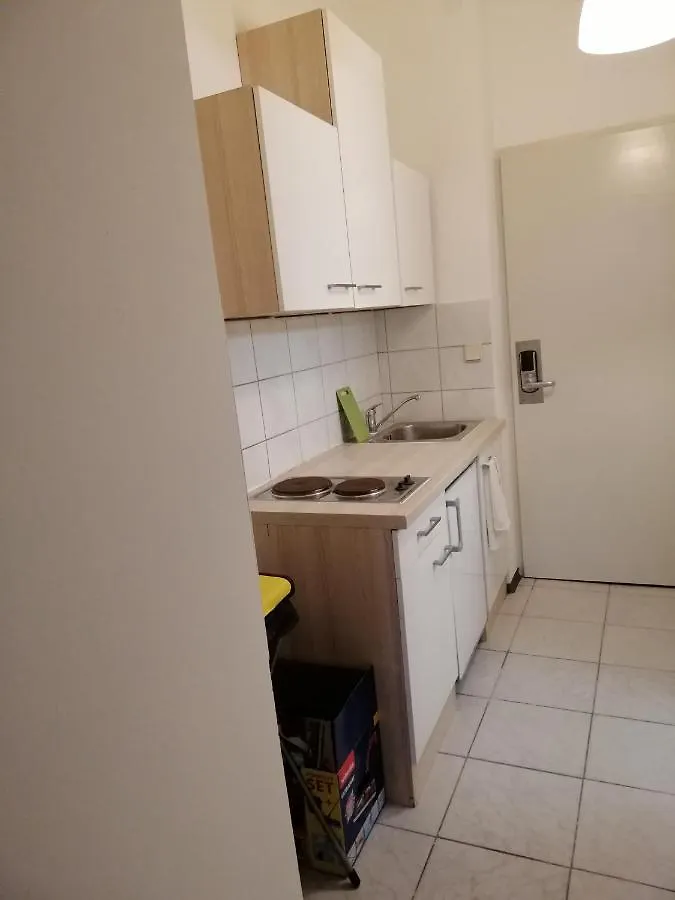 Hostal Max Out Apartment Viena